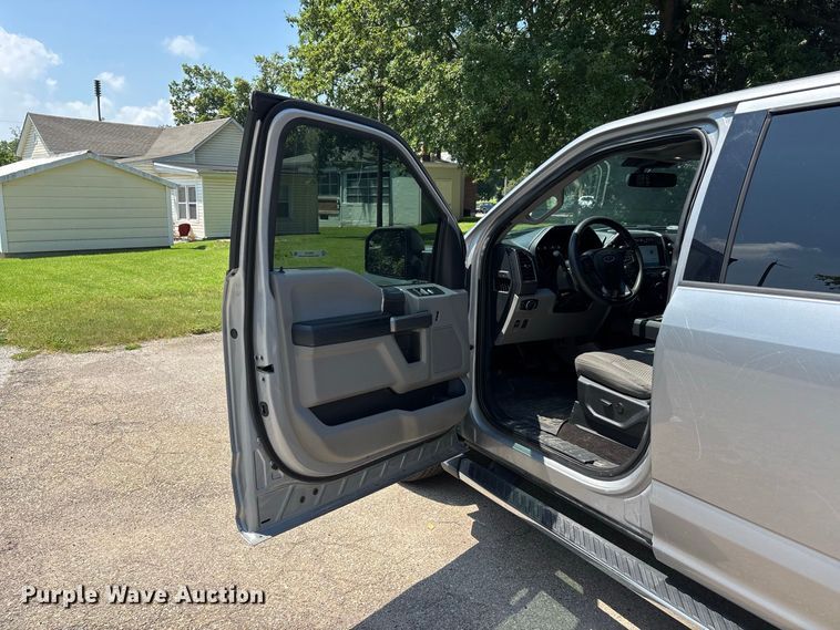 image for item ER3165 2020 Ford F150 Crew Cab pickup truck