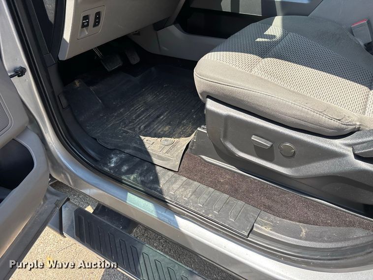 image for item ER3165 2020 Ford F150 Crew Cab pickup truck