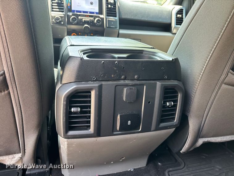 image for item ER3165 2020 Ford F150 Crew Cab pickup truck