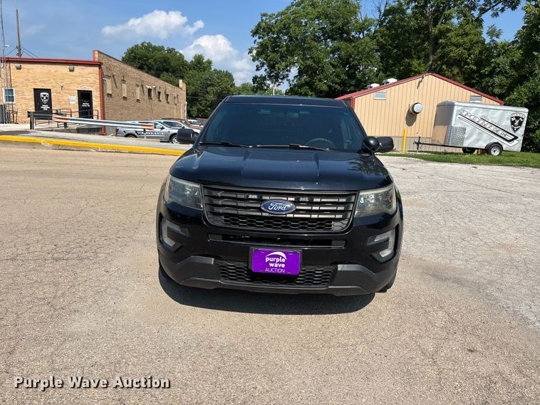 image for item ER3167 2017 Ford Explorer Police Interceptor SUV