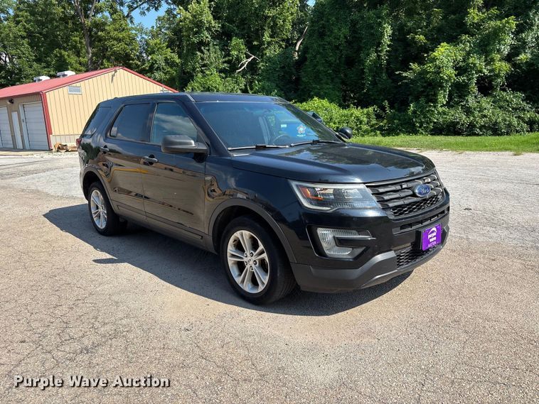 image for item ER3167 2017 Ford Explorer Police Interceptor SUV