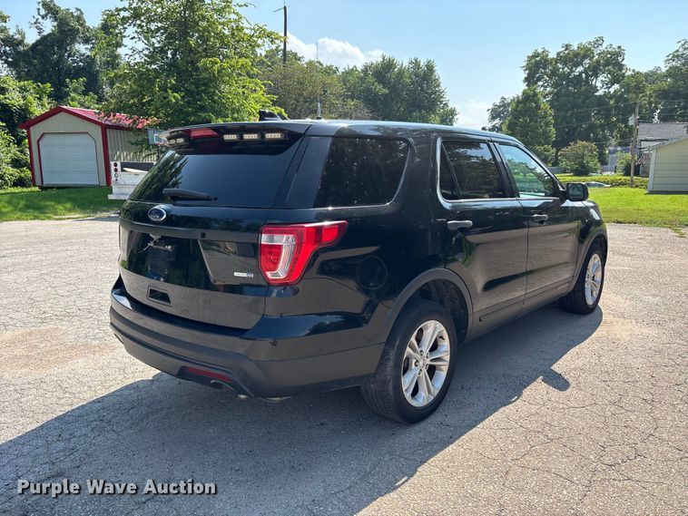image for item ER3167 2017 Ford Explorer Police Interceptor SUV