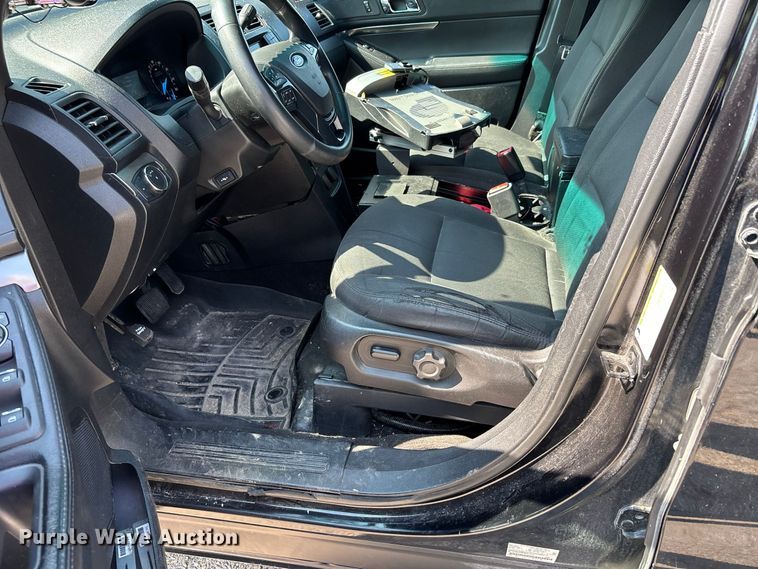 image for item ER3167 2017 Ford Explorer Police Interceptor SUV