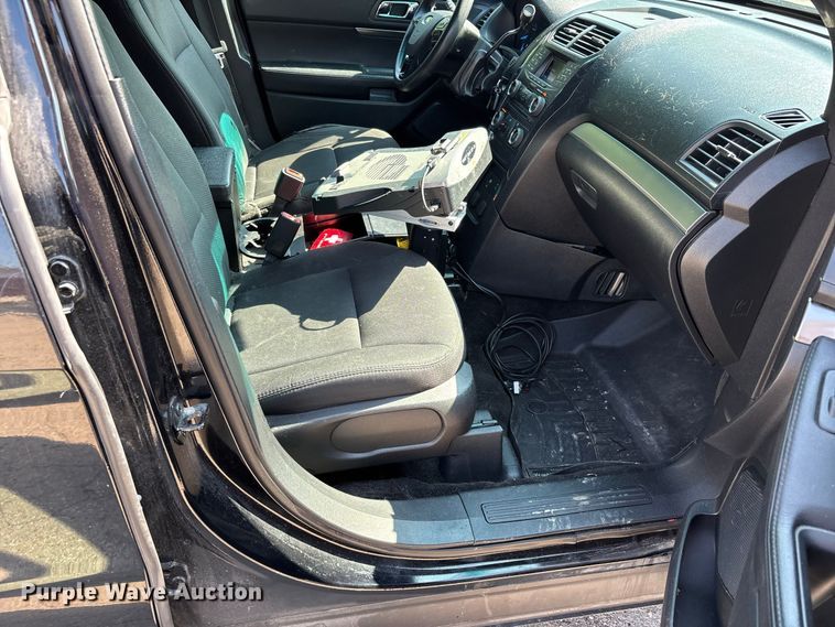image for item ER3167 2017 Ford Explorer Police Interceptor SUV