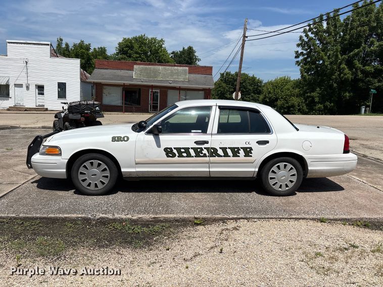 image for item ER3174 2009 Ford Crown Victoria Police Interceptor 