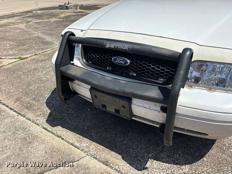 image for item ER3174 2009 Ford Crown Victoria Police Interceptor 