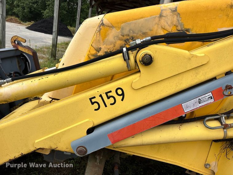 image for item ER3175 2001 New Holland LB90 backhoe