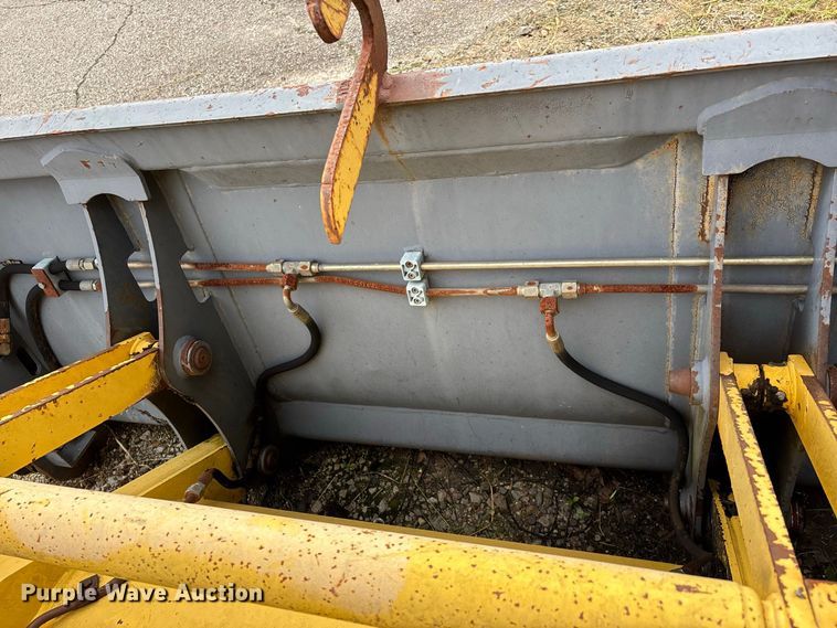 image for item ER3175 2001 New Holland LB90 backhoe
