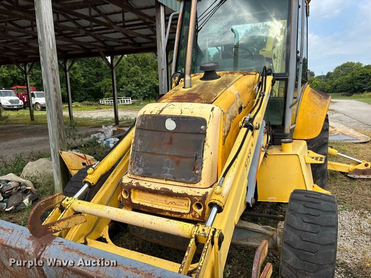 image for item ER3175 2001 New Holland LB90 backhoe