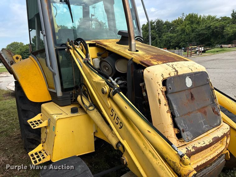 image for item ER3175 2001 New Holland LB90 backhoe