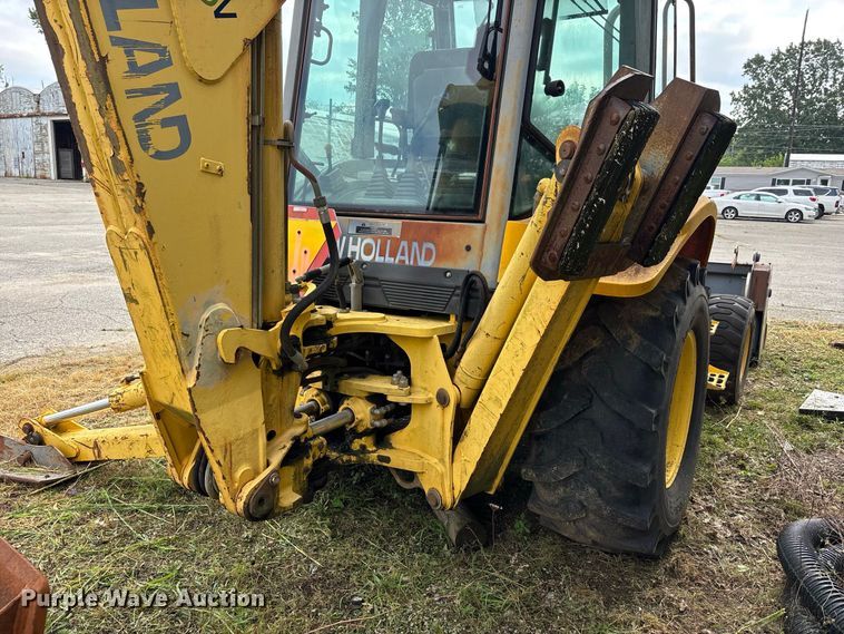 image for item ER3175 2001 New Holland LB90 backhoe