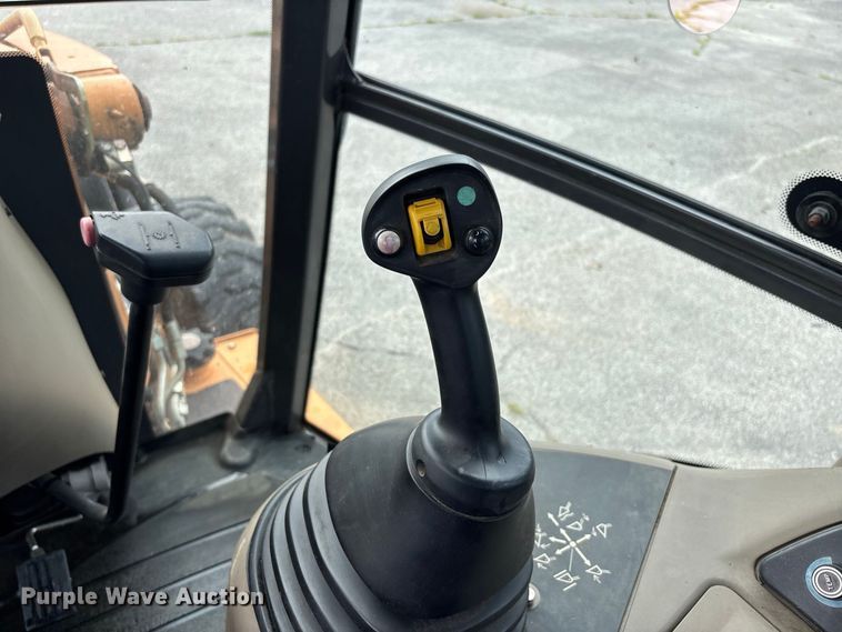 image for item ER3176 2013 Case 590 Super N backhoe