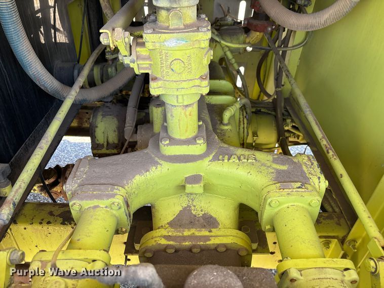 image for item ER7677 1987 Ford F800 fire truck
