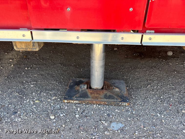 image for item ER7678 1987 Sutphen TS-100 ladder fire truck