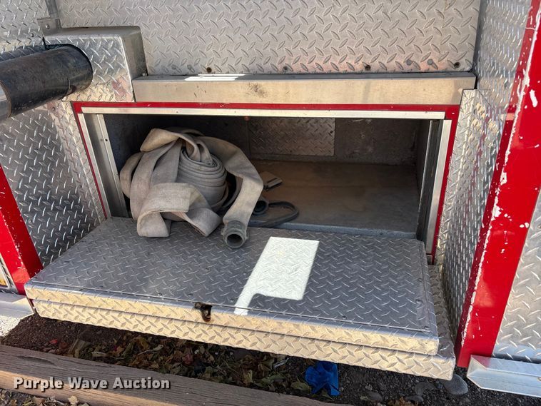 image for item ER7678 1987 Sutphen TS-100 ladder fire truck