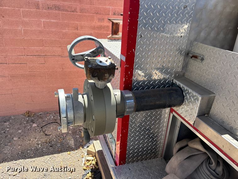image for item ER7678 1987 Sutphen TS-100 ladder fire truck
