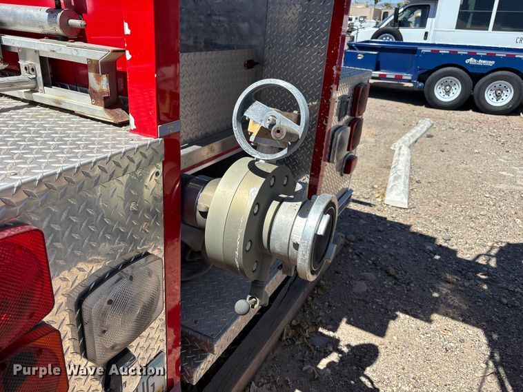 image for item ER7678 1987 Sutphen TS-100 ladder fire truck