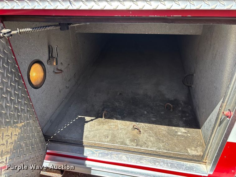image for item ER7678 1987 Sutphen TS-100 ladder fire truck