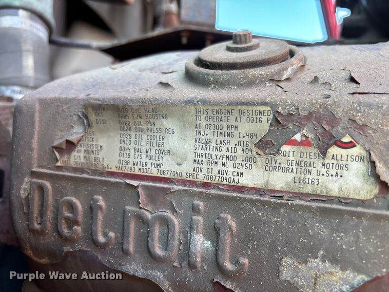 image for item ER7678 1987 Sutphen TS-100 ladder fire truck
