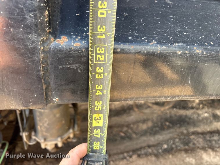 image for item ES8600 2011 International 4400 dump truck