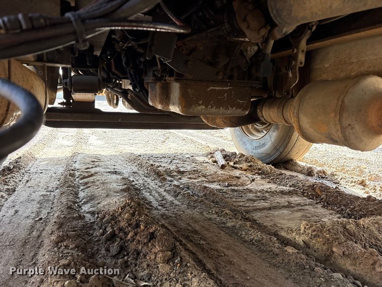 image for item ES8600 2011 International 4400 dump truck