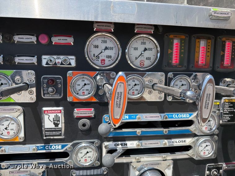 image for item ET4108 2011 Sutphen SL75 ladder fire truck