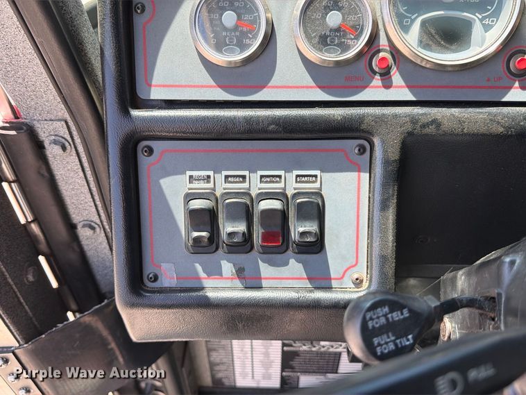 image for item ET4108 2011 Sutphen SL75 ladder fire truck