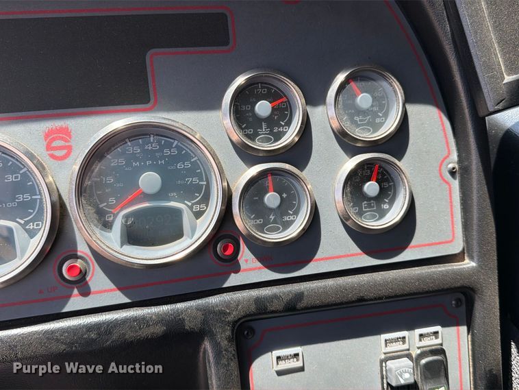 image for item ET4108 2011 Sutphen SL75 ladder fire truck