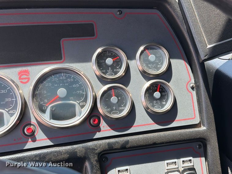 image for item ET4108 2011 Sutphen SL75 ladder fire truck