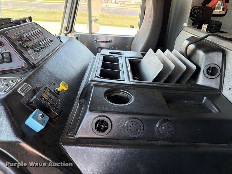 image for item ET4108 2011 Sutphen SL75 ladder fire truck
