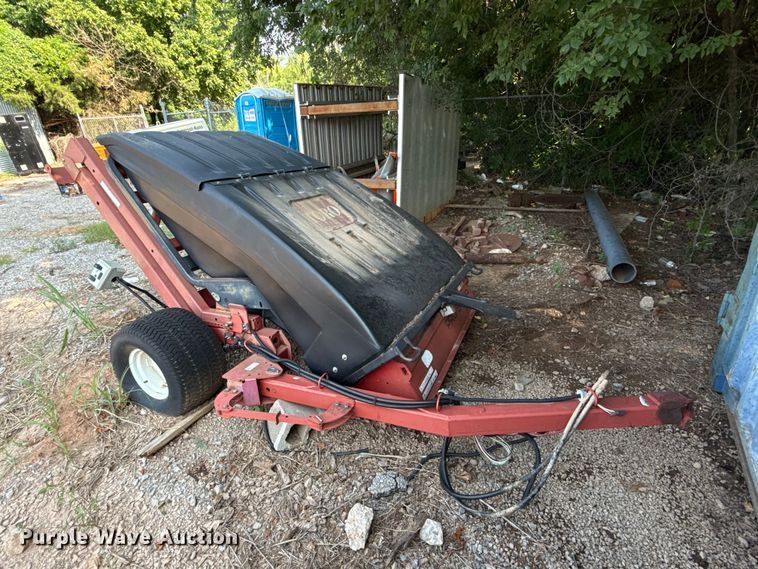 image for item ET6477 Toro Pro Sweep 5200 lawn equipment