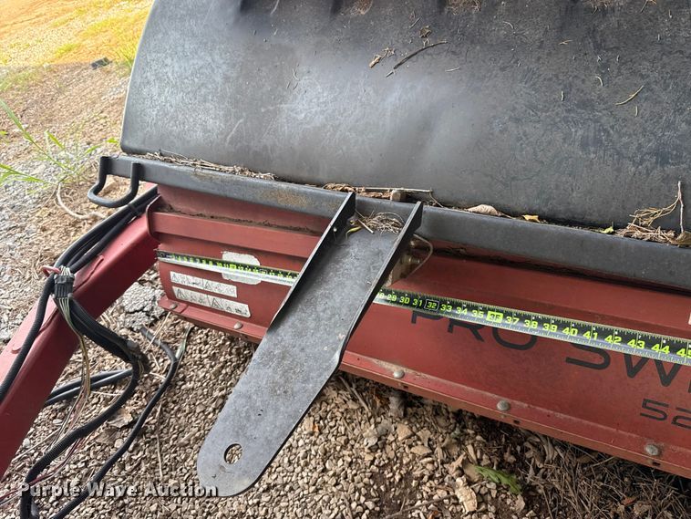 image for item ET6477 Toro Pro Sweep 5200 lawn equipment