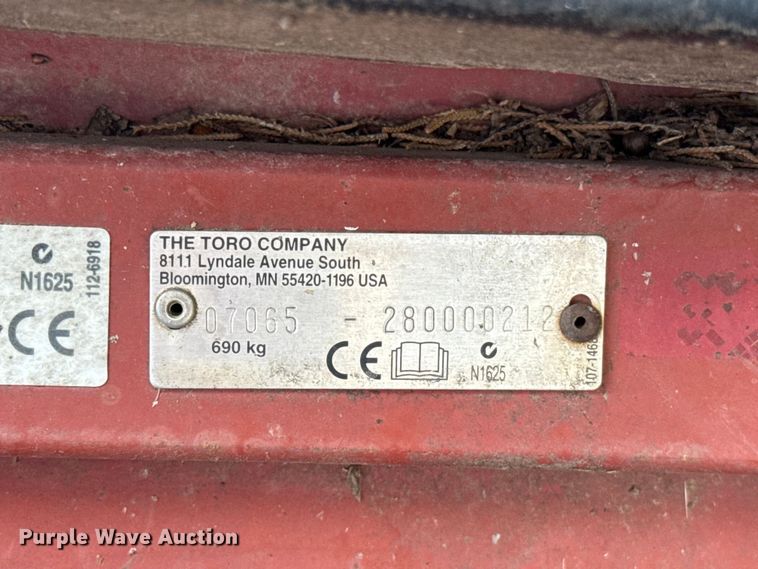 image for item ET6477 Toro Pro Sweep 5200 lawn equipment