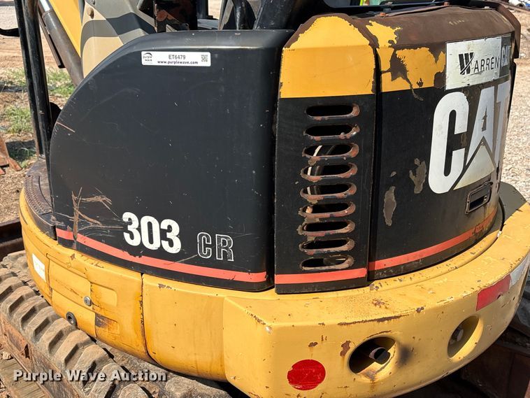 image for item ET6479 2004 Caterpillar 303 mini excavator