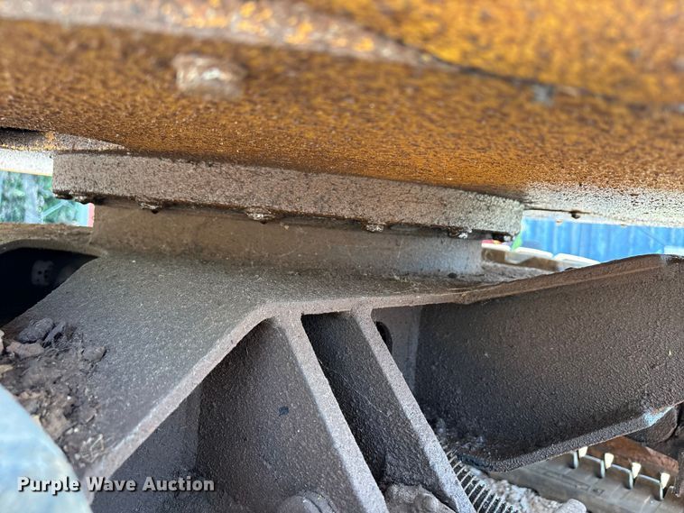 image for item ET6479 2004 Caterpillar 303 mini excavator