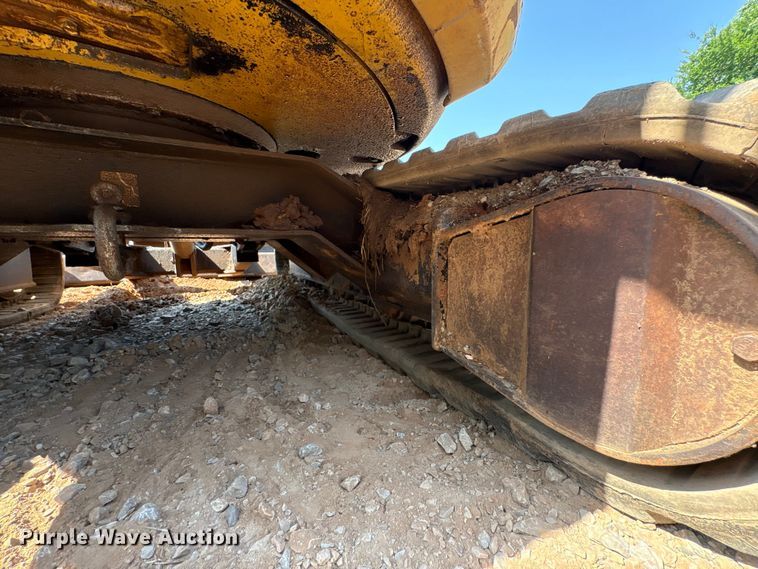 image for item ET6479 2004 Caterpillar 303 mini excavator