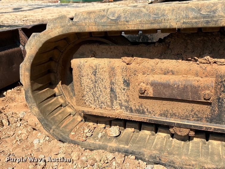 image for item ET6479 2004 Caterpillar 303 mini excavator