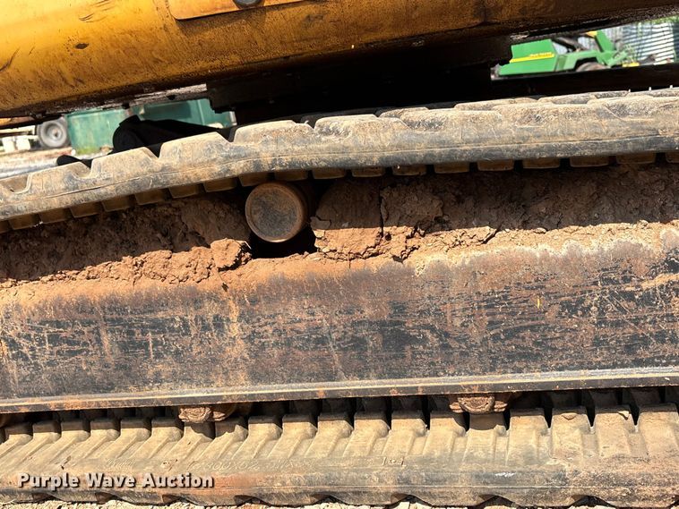 image for item ET6479 2004 Caterpillar 303 mini excavator