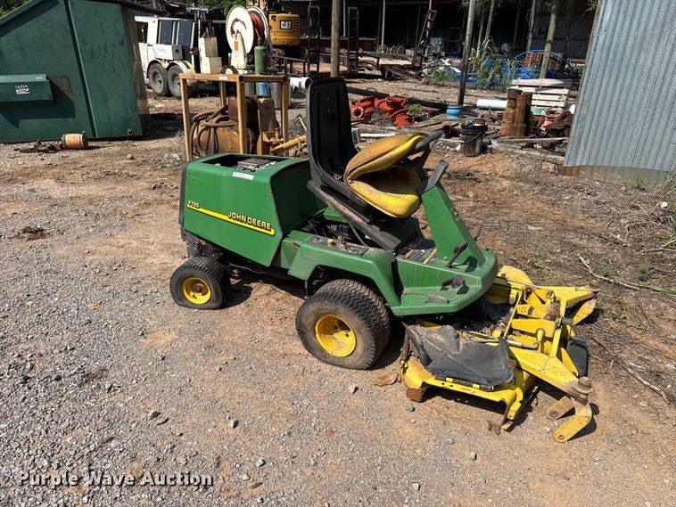 image for item ET6481 John Deere F725 lawn mower