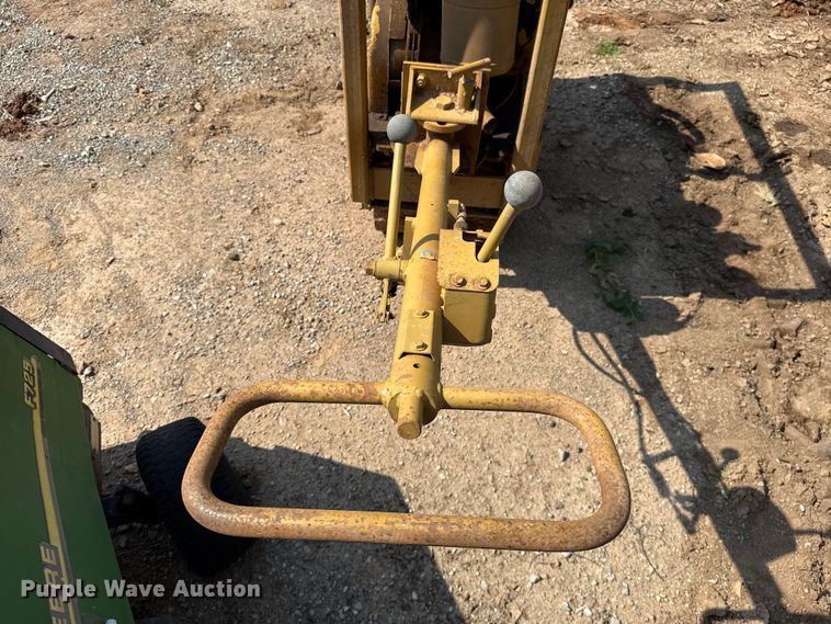 image for item ET6481 John Deere F725 lawn mower