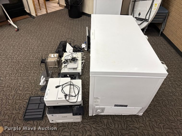 image for item ET6485 Office equipment