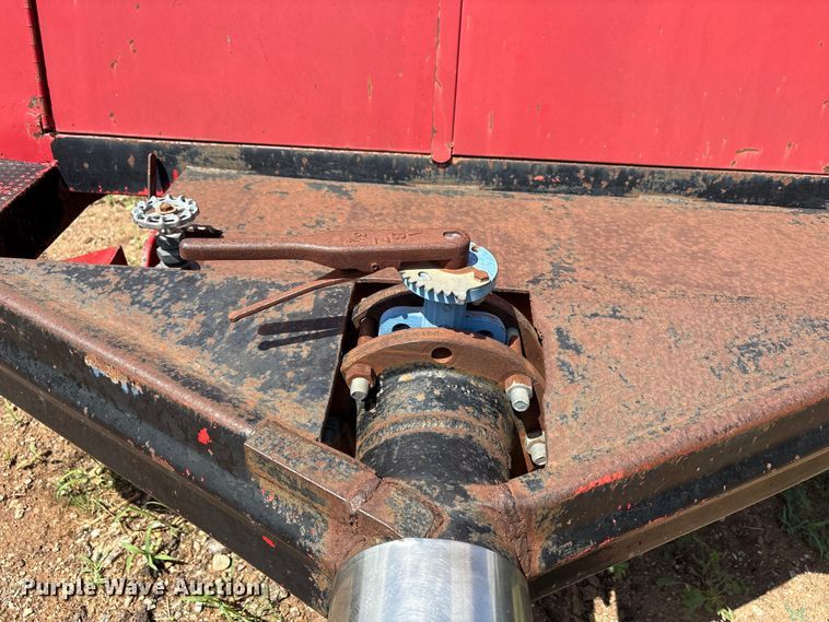 image for item ET6492 1968 Chevrolet C50 pumper fire truck