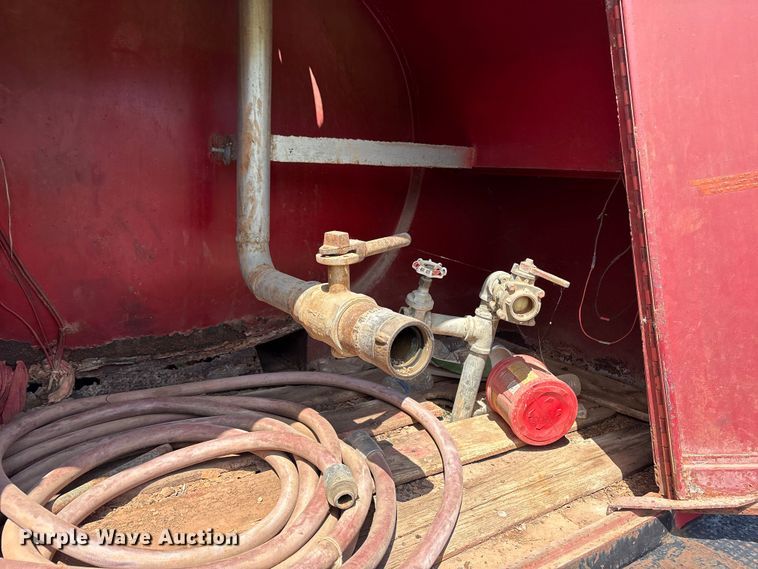 image for item ET6492 1968 Chevrolet C50 pumper fire truck