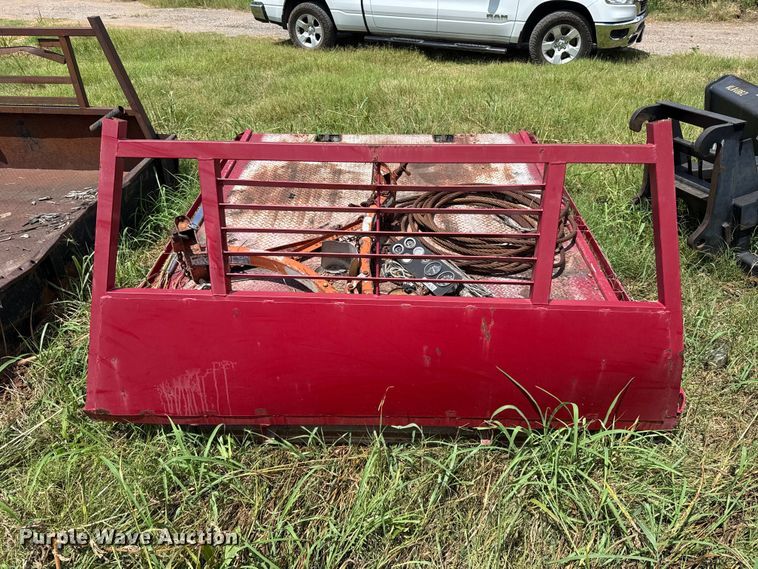 image for item ET6497 Flatbed pickup bed