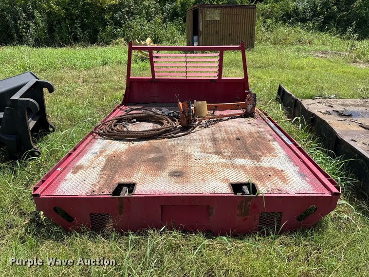 image for item ET6497 Flatbed pickup bed