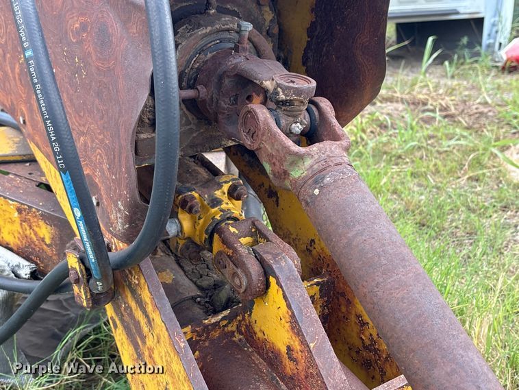 image for item ET6499 Vermeer 15 stump grinder