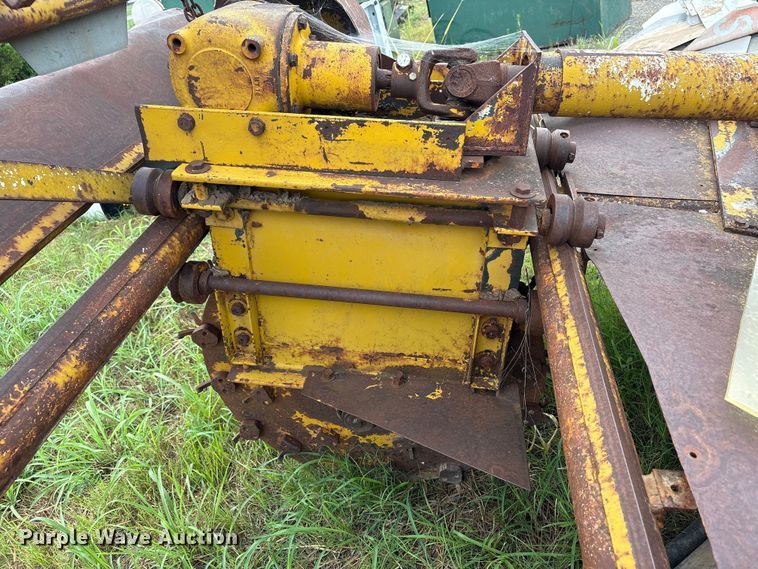 image for item ET6499 Vermeer 15 stump grinder
