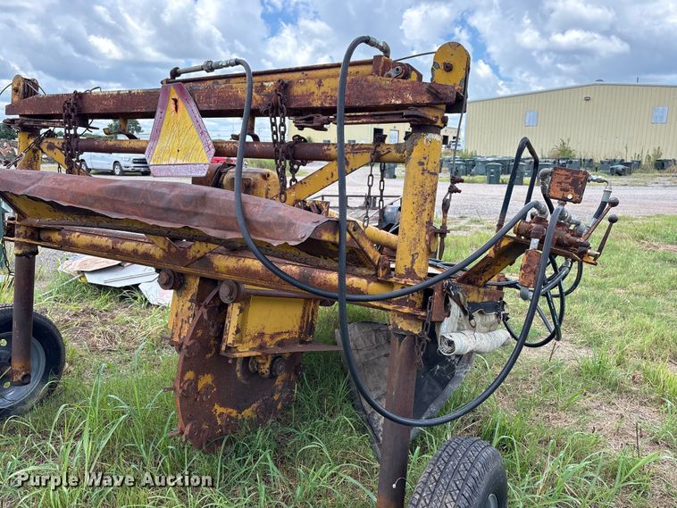 image for item ET6499 Vermeer 15 stump grinder