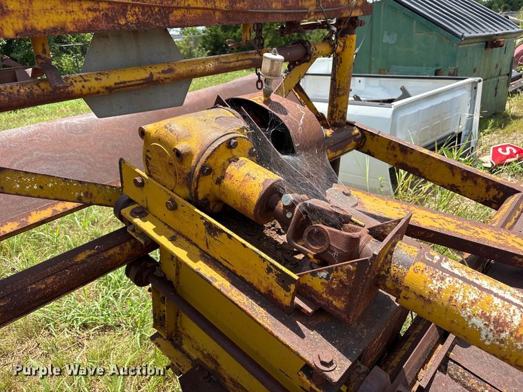 image for item ET6499 Vermeer 15 stump grinder