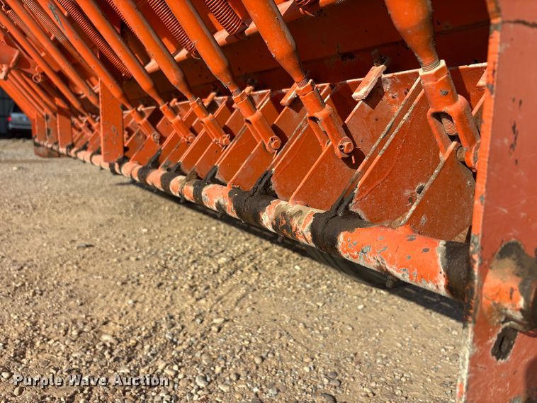 image for item EU5782 2001 Rosco SPR-HH chip spreader